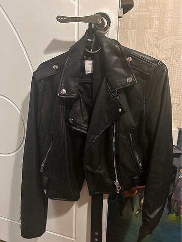 deri ceket bershka