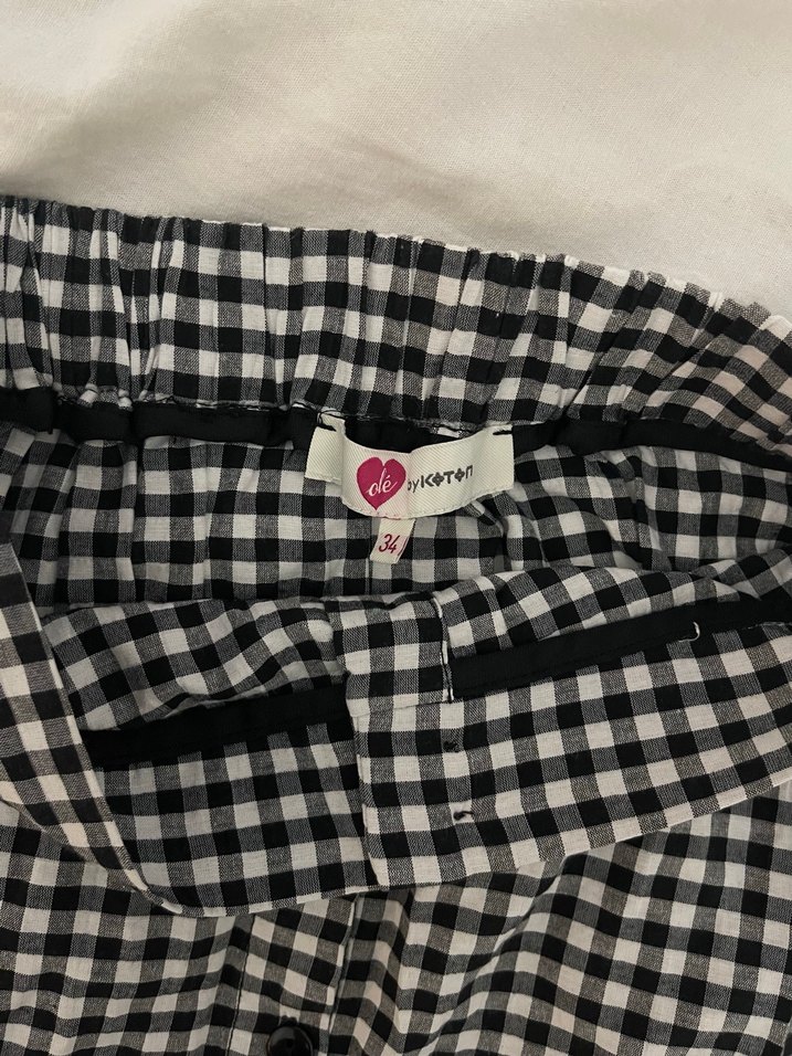 Kadın Siyah Ekose Volanlı Midi Etek - Görsel 3