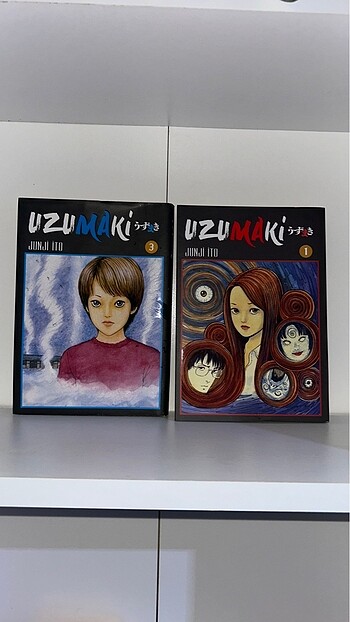 Uzumaki Manga 1 ve 3. Cilt