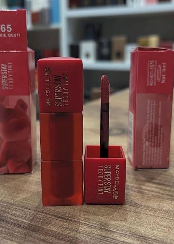 Maybelline SuperStay Mat Likit Ruj 75 - Görsel 4