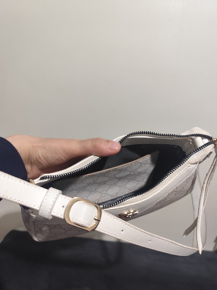 Beyaz Baskılı Deri Kadın Çanta - Görsel 4