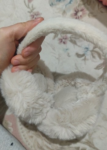 Kızlar için Bej Kürklü Sıcak kulaklık - Görsel 3