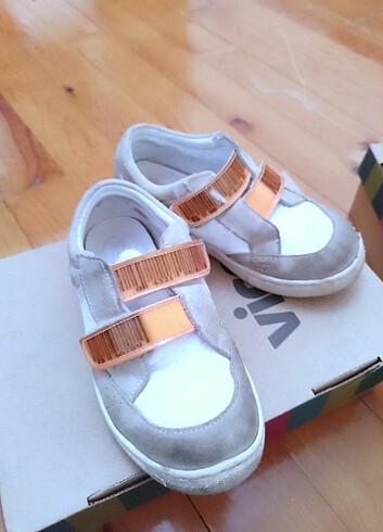 27 numara hakiki deri-nubuk çocuk ayakkabısı  - Görsel 2