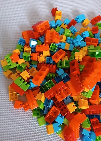 350 parça lego parçası