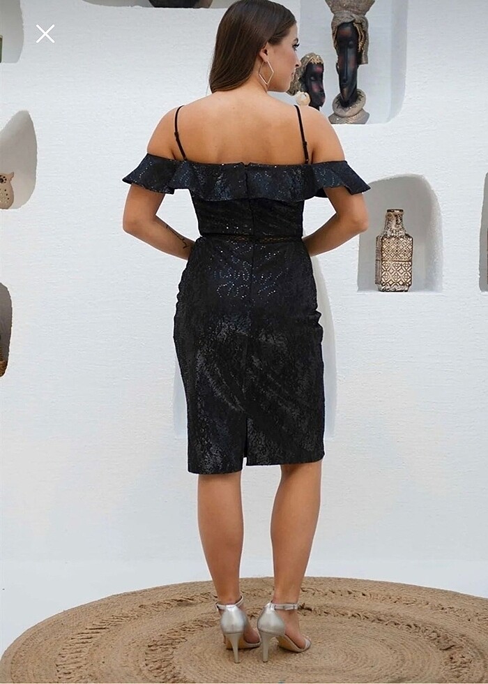 Kısa siyah elbise - Görsel 3
