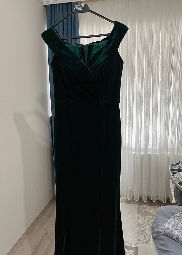 Zümrüt yeşili kadife elbise - Görsel 5