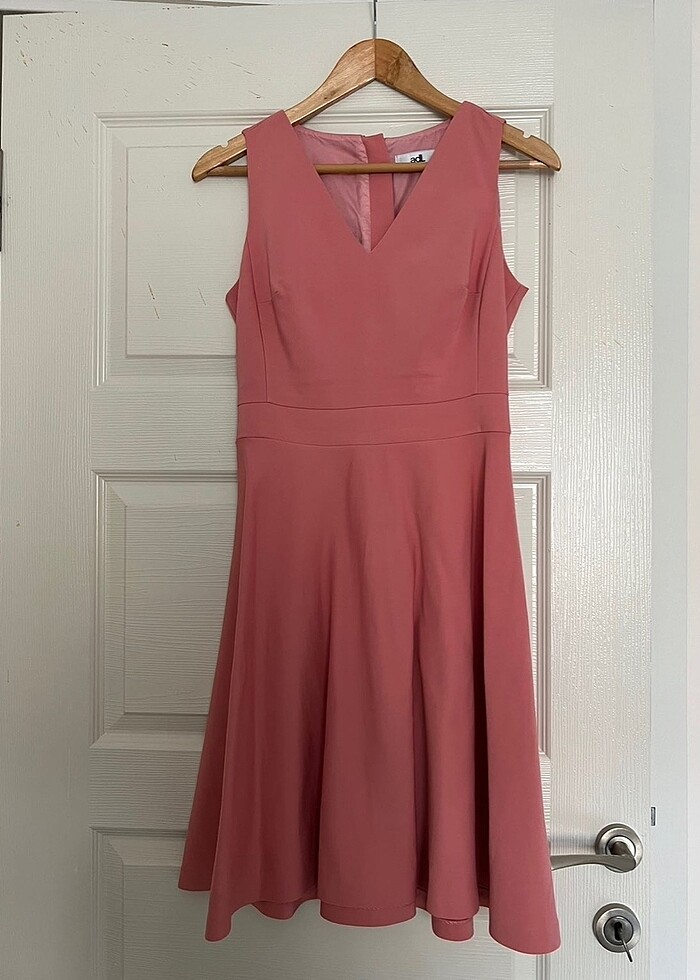 Adl kısa elbise - Görsel 2