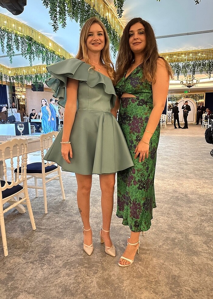 Yeşil kısa abiye elbise maxra govana - Görsel 3