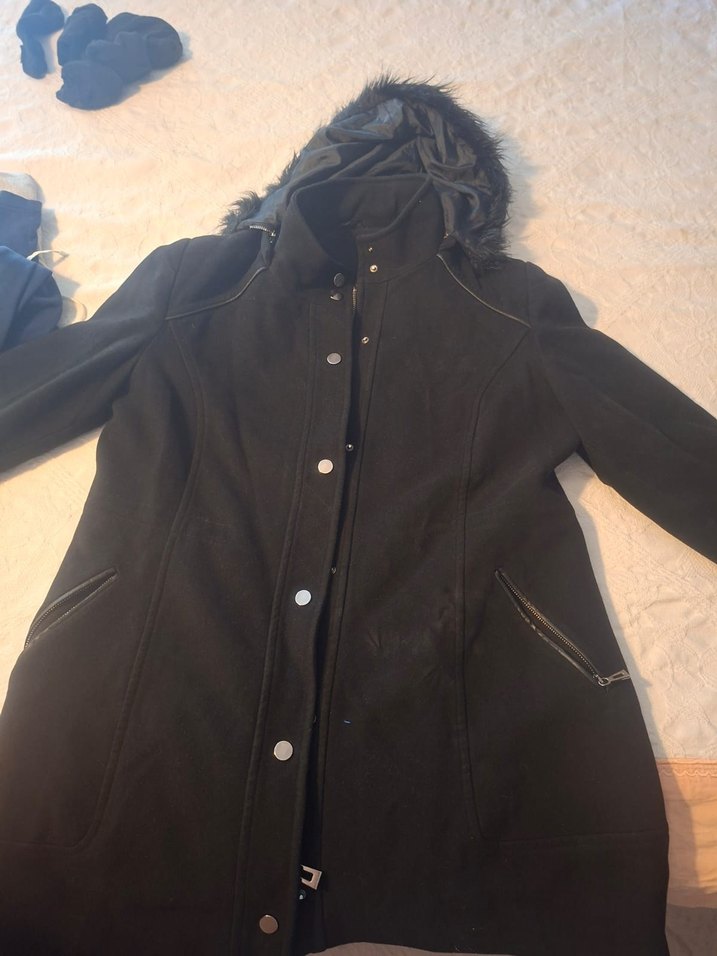 Kürk Detaylı Siyah Kadın Midi Mont - Görsel 3