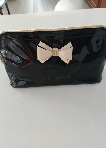 Ted Baker Siyah Fiyonklu Makyaj Çantası