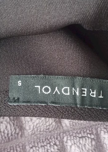 Siyah V Yaka Drapeli Midi Elbise - Görsel 5