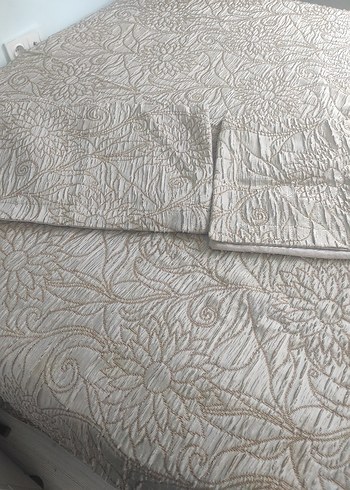 Bej Nakışlı Gri Desenli Yatak Örtüsü - Görsel 11