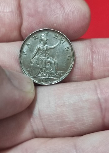 Vintage Erkek Rozeti Gri Tonlarda - Görsel 5