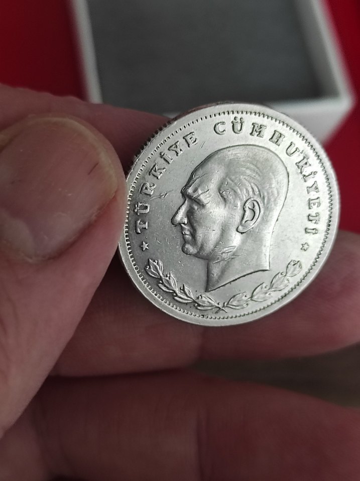 1934 Tarihli 100 Kuruş Vintage Madeni Para 11.97 gram gümüş - Görsel 2