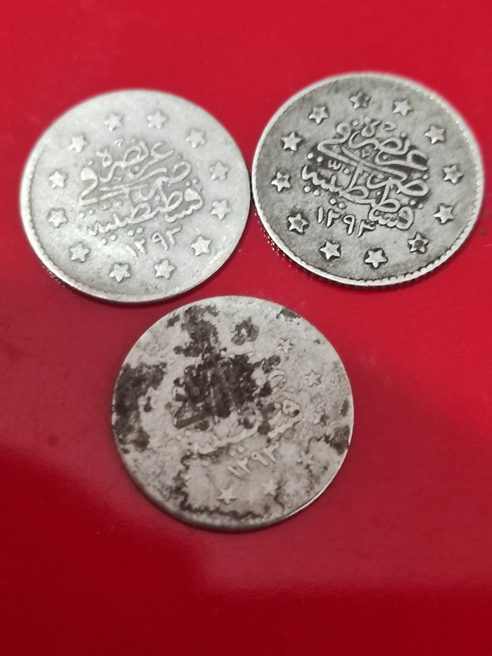 Vintage Gri Erkek Rozetleri. 3 adet gümüş 1 kuruş - Görsel 4