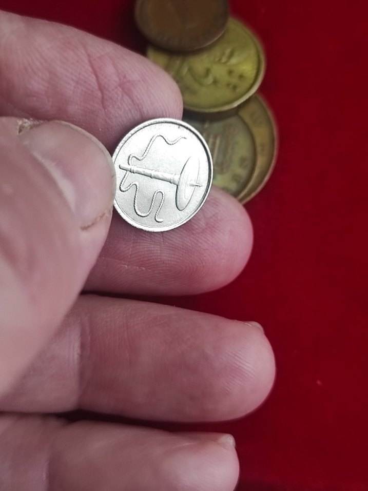 Vintage Altın Tonlu Erkek Rozetleri - Görsel 5