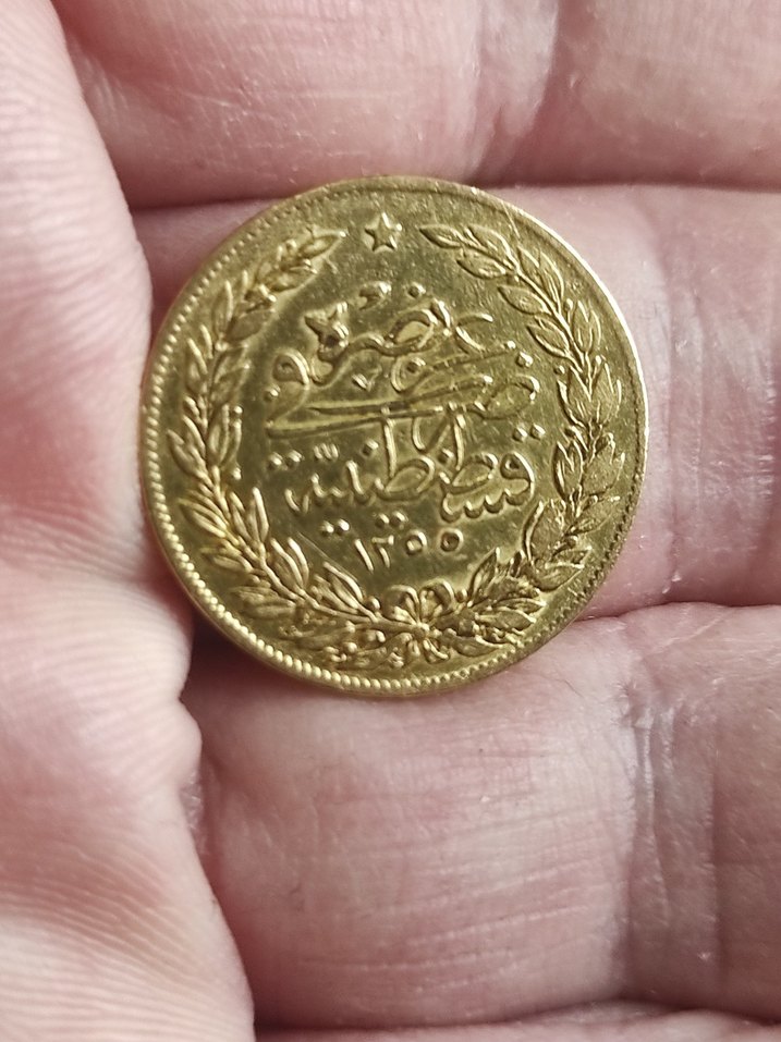 Vintage Altın Renkli Erkek Rozeti .22 ayar orjinal altını - Görsel 3