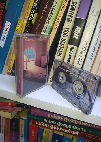 Tame Impala - The Slow Rush Kaset