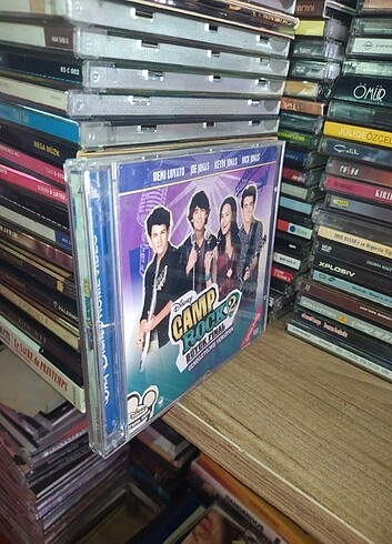 Camp rock 2 vcd demi Lovato 