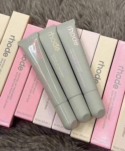 Rhode lip tint vanilla
