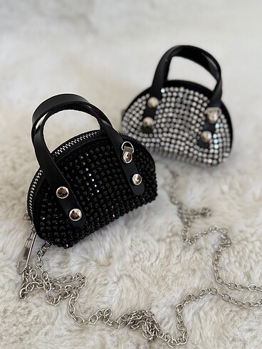 Mini boy charm Taşlı Çanta