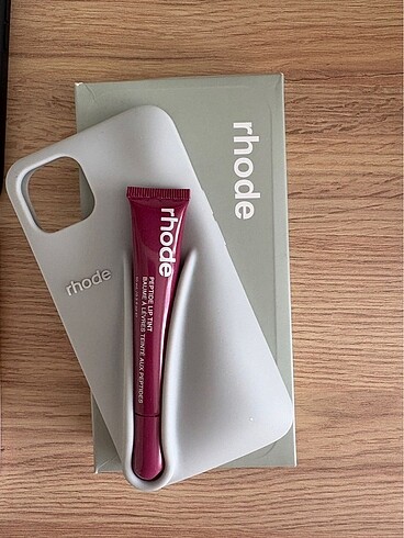 Rhode iPhone kılıf set 450?