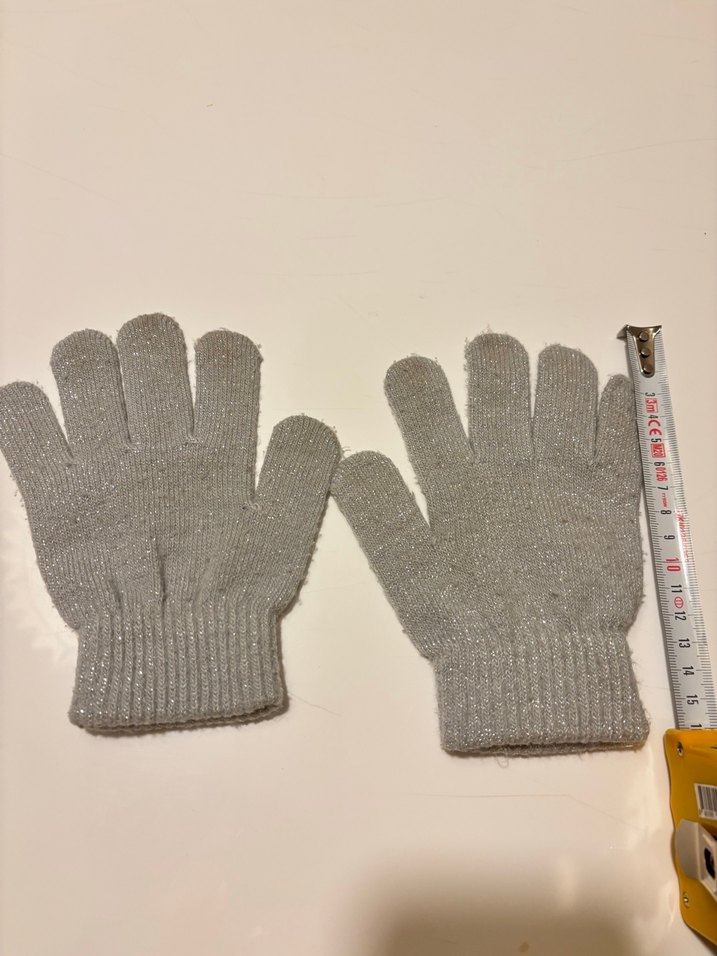 Gri Örgü Kız Eldiveni - Görsel 2