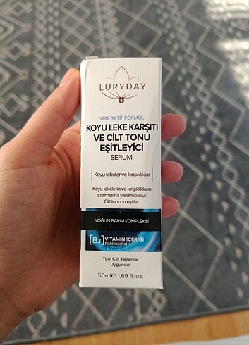 Diğer Leke karşıtı ve cilt tonu eşitleyici serum