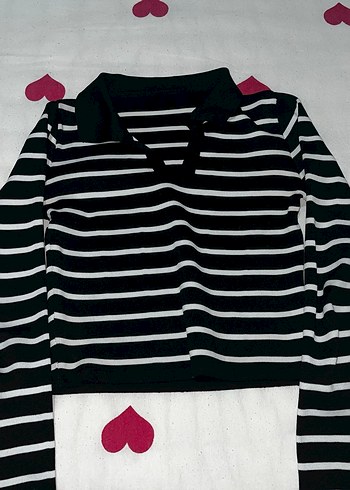 V Yaka Siyah Beyaz Çizgili Triko Crop - Görsel 2