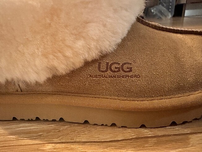 Ugg UGG TÜYLÜ BOT