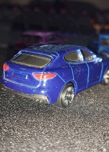 1:64 diecast araba - Görsel 5