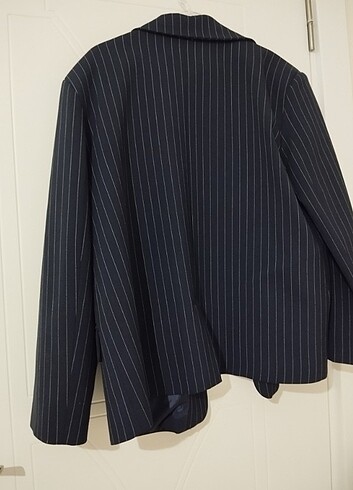 l Beden lacivert Renk Zara Bershka Muadili Kadın Lacivert Çizgili Blazer