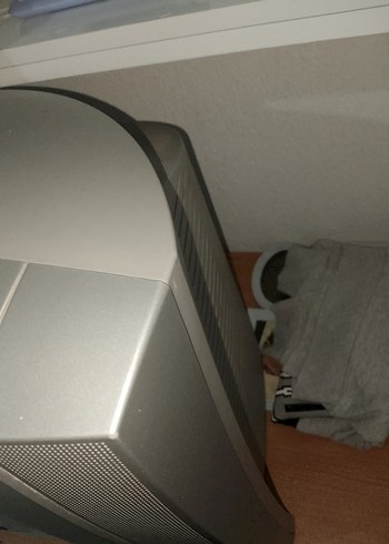 Gri büyük tüplü televizyon - Görsel 3