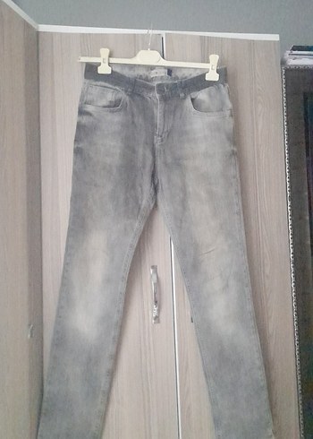 LC Waikiki Gri Yikamali Dar Kesim Jean
