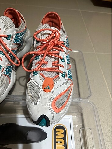 43 Beden adidas ayakkabı