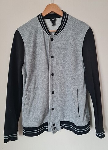 H&M Gri Siyah Kolej Sweetshirt M