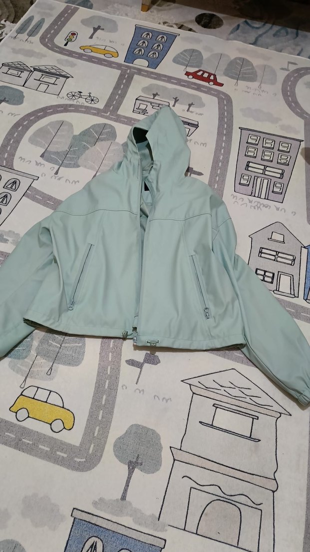 Gri Kapüşonlu Kadın Ceket - Görsel 2