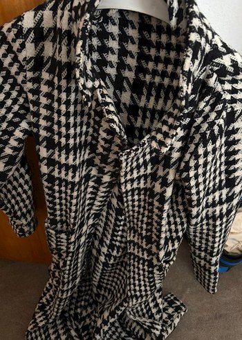 Düğmeli Uzun Gri Desenli Kadın Kaban - Görsel 2