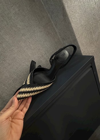 Siyah krem hasır alçak topuklu zara ayakkabı - Görsel 2