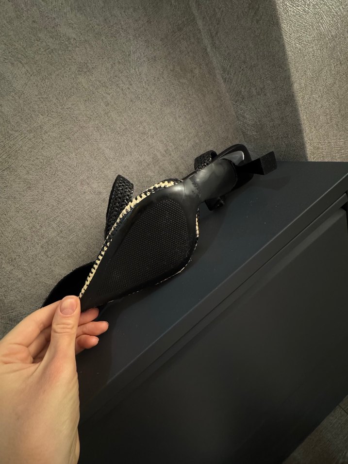 Siyah krem hasır alçak topuklu zara ayakkabı - Görsel 3