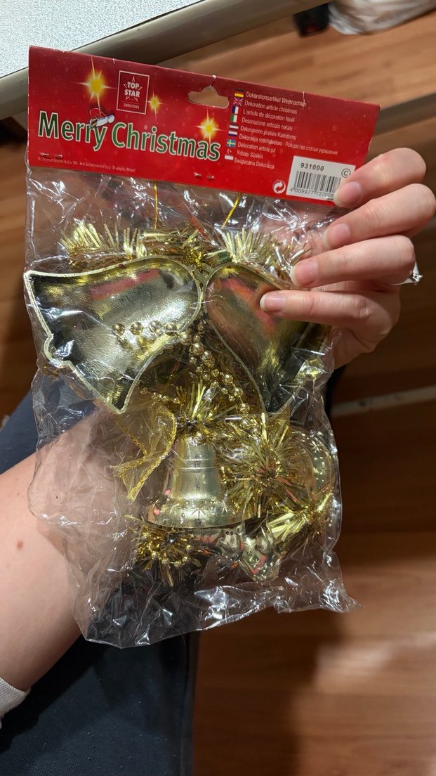 Altın Renkli Yılbaşı Kapı Süsü - Görsel 3