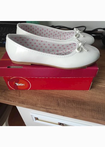 Beyaz Fiyonklu Kız Babet Ayakkabı - Görsel 3