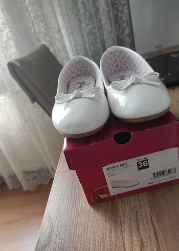 Beyaz Fiyonklu Kız Babet Ayakkabı - Görsel 6