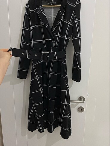 Kemerli elbise - Görsel 3