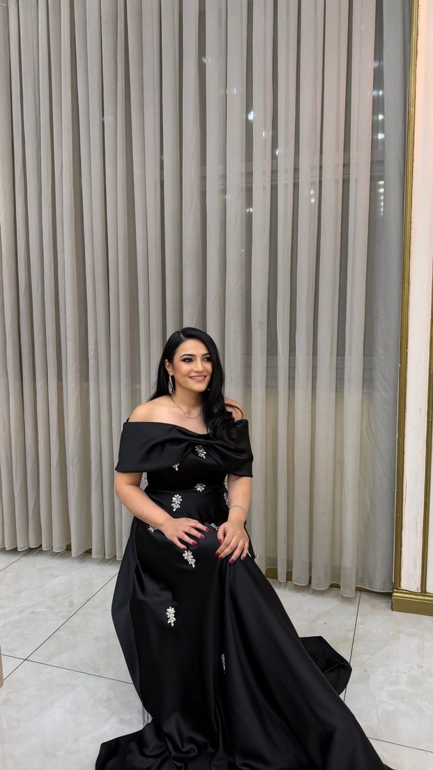 Drapeli Siyah Uzun Abiye Elbise - Görsel 3