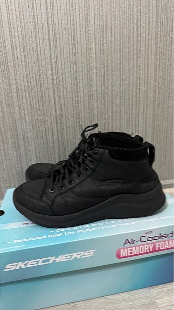 37 Beden Skechers Bot