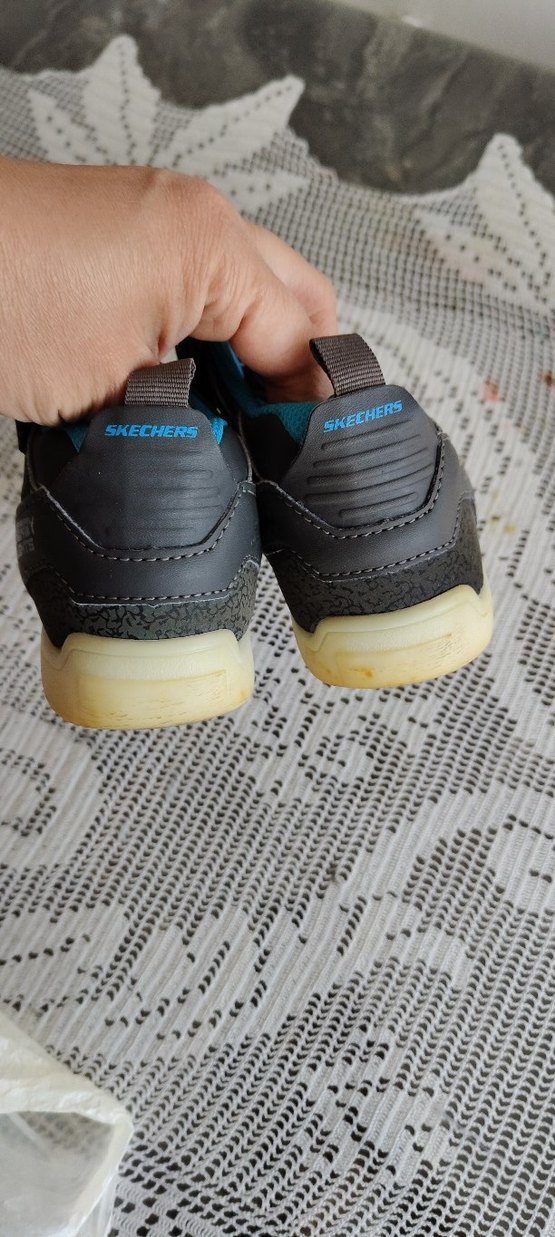 erkek çocuk bot - Görsel 3