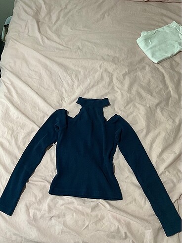 Trendyol & Milla Lacivert düşük kol lacivert crop