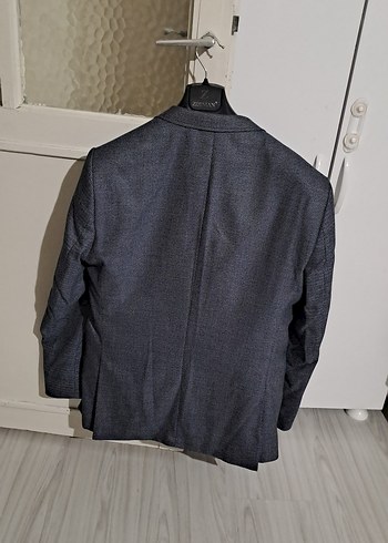 Gri Düğmeli Erkek Takım Elbise - Görsel 5