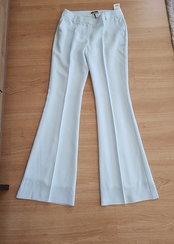 Kadın Bej Pilili Ofis Kumaş Pantolon